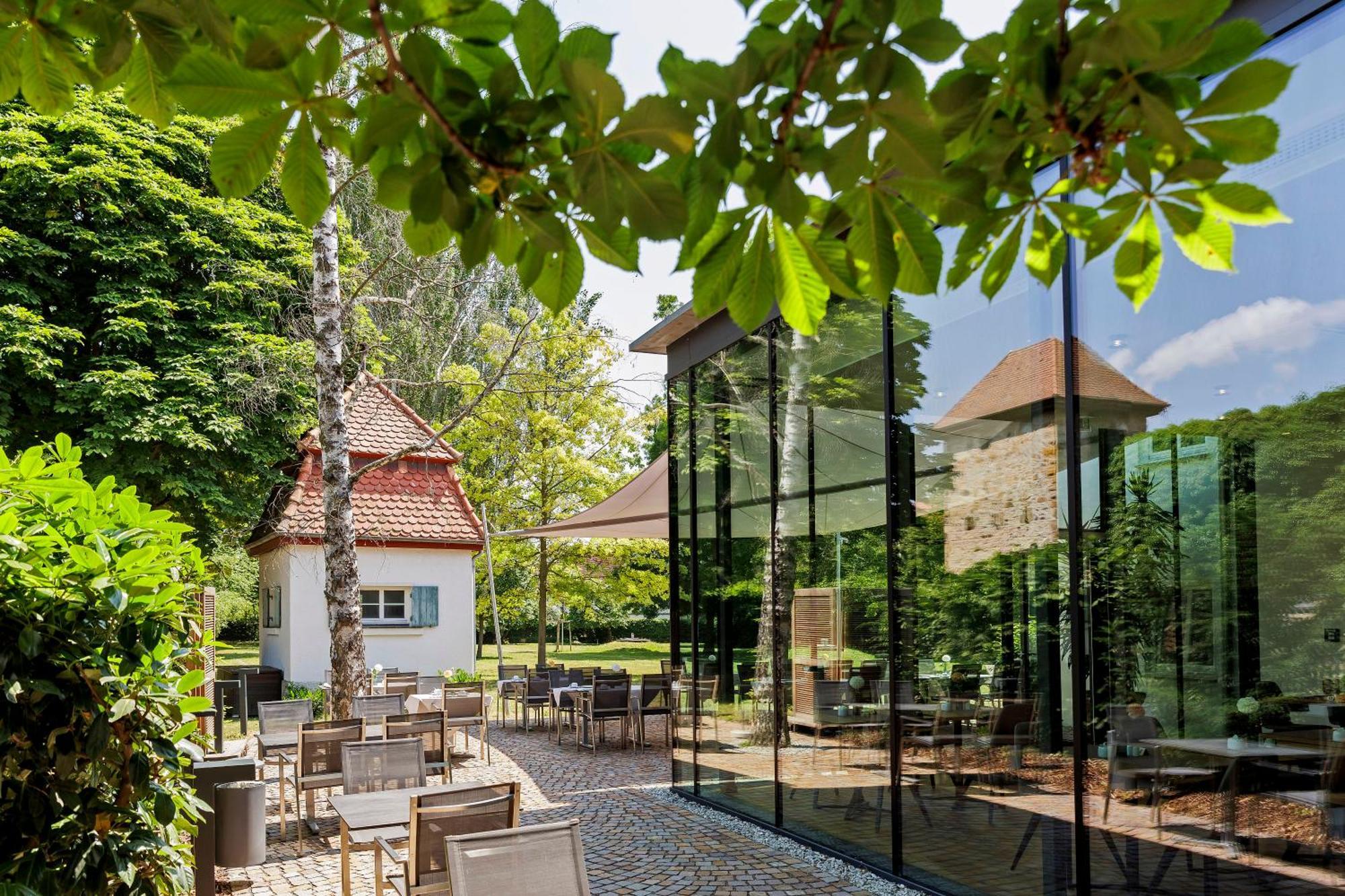 Landhotel Altes Wasserwerk Gbr Фрайнсгайм Екстер'єр фото