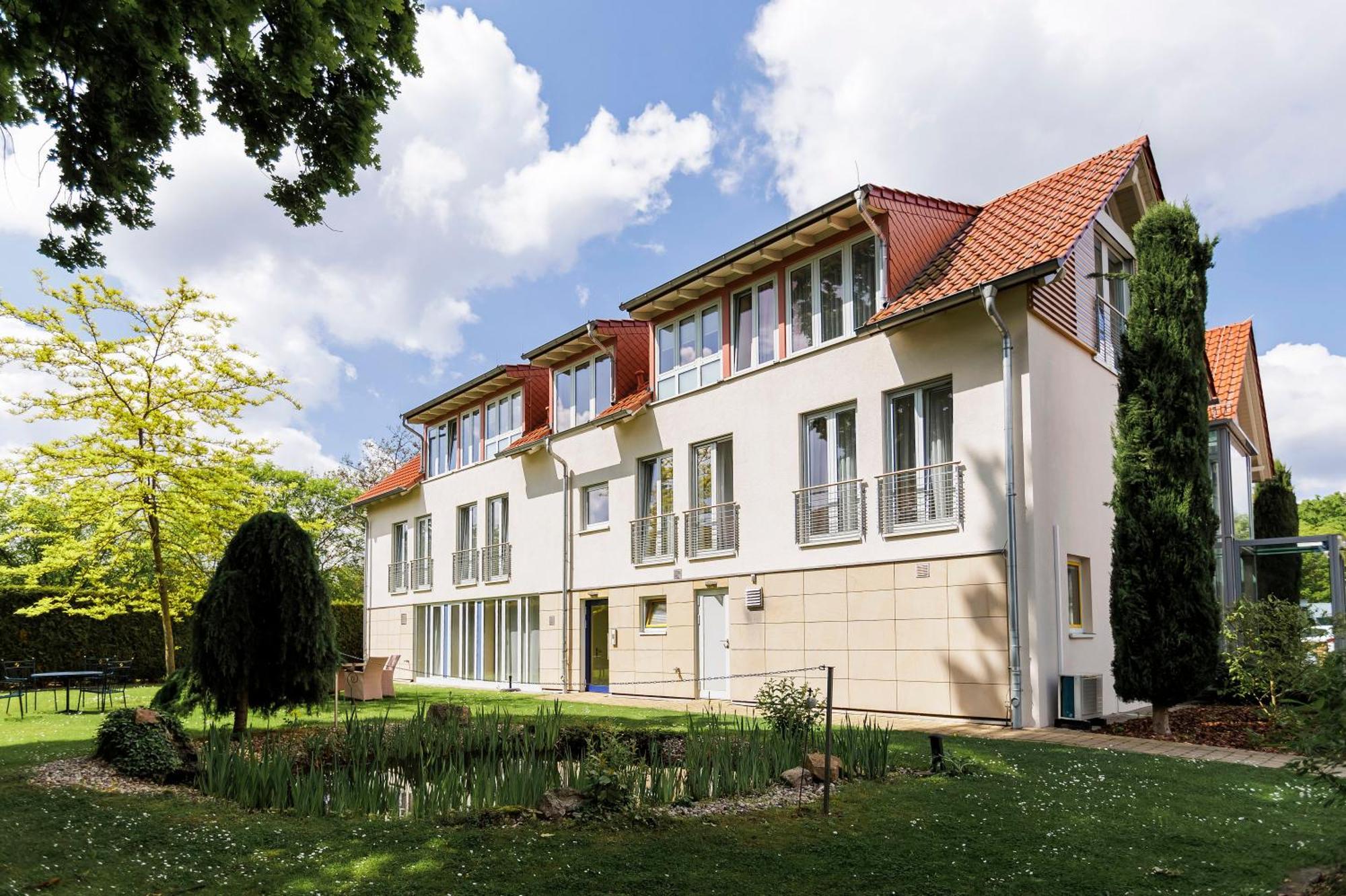 Landhotel Altes Wasserwerk Gbr Фрайнсгайм Екстер'єр фото